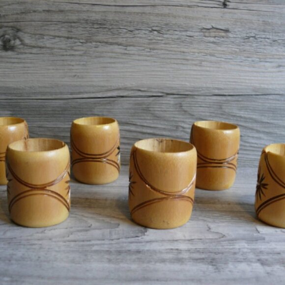 Bamboo Napkin Rings Etched Star Set of Six Vintage Wood Tableware Serving - Picture 7 of 9